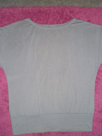 Šedé tričko - 5€